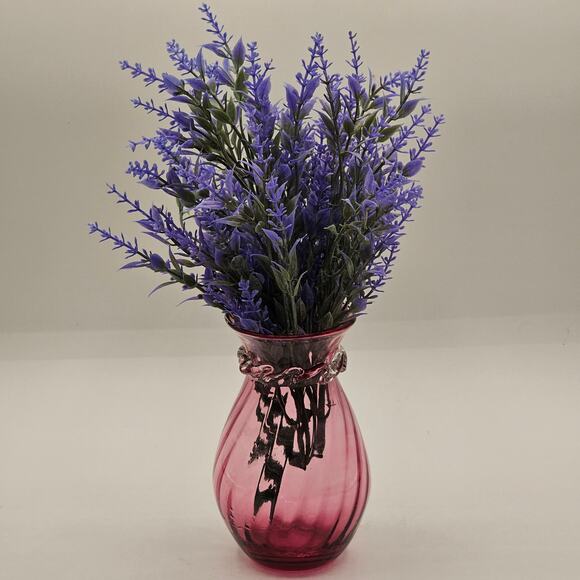 Vintage Pilgrim Cranberry Glass Swirl Ruffled Rim Hand-Blown Art Vase 1960s - Picture 3 of 8